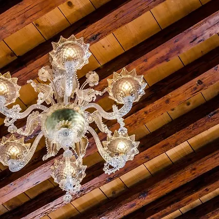 爱丽儿希尔瓦酒店 酒店 2*