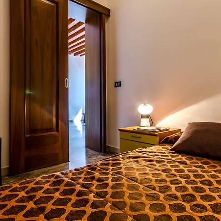 爱丽儿希尔瓦酒店 酒店 2*