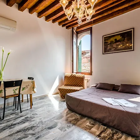 爱丽儿希尔瓦酒店 酒店 2*