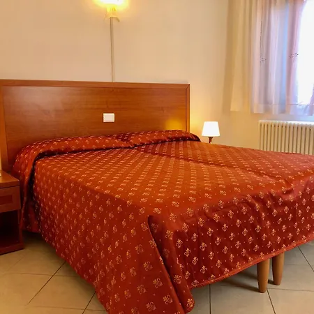 Ariel Silva Hotel Veneza