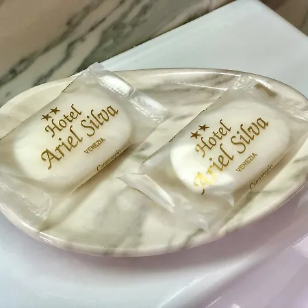 Ariel Silva 2* Venice