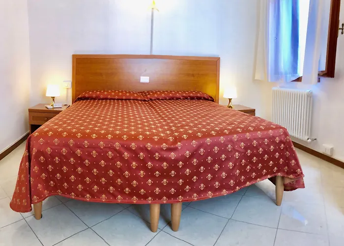 Hotel Ariel Silva 2*