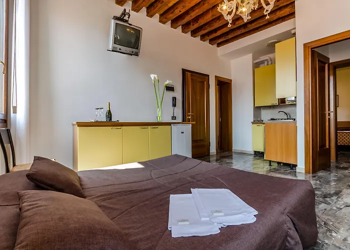 Ariel Silva 2* Venise